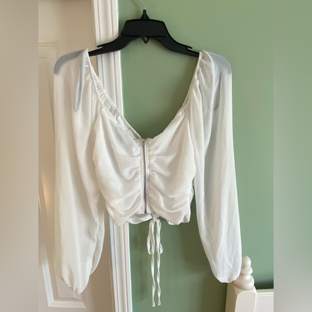 white balloon sleeve ruched longsleeve top - Picture 4 of 4